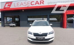 Skoda Superb Combi  TDI € 12490.--