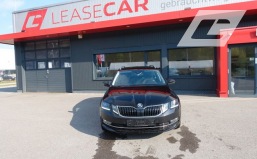 Skoda Octavia Combi Style 4x4 "LED,NAVI" € 11790.-